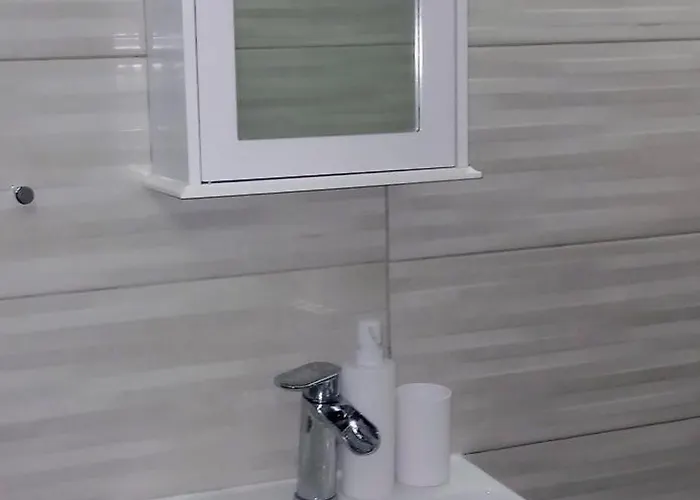 Violet Apartment *